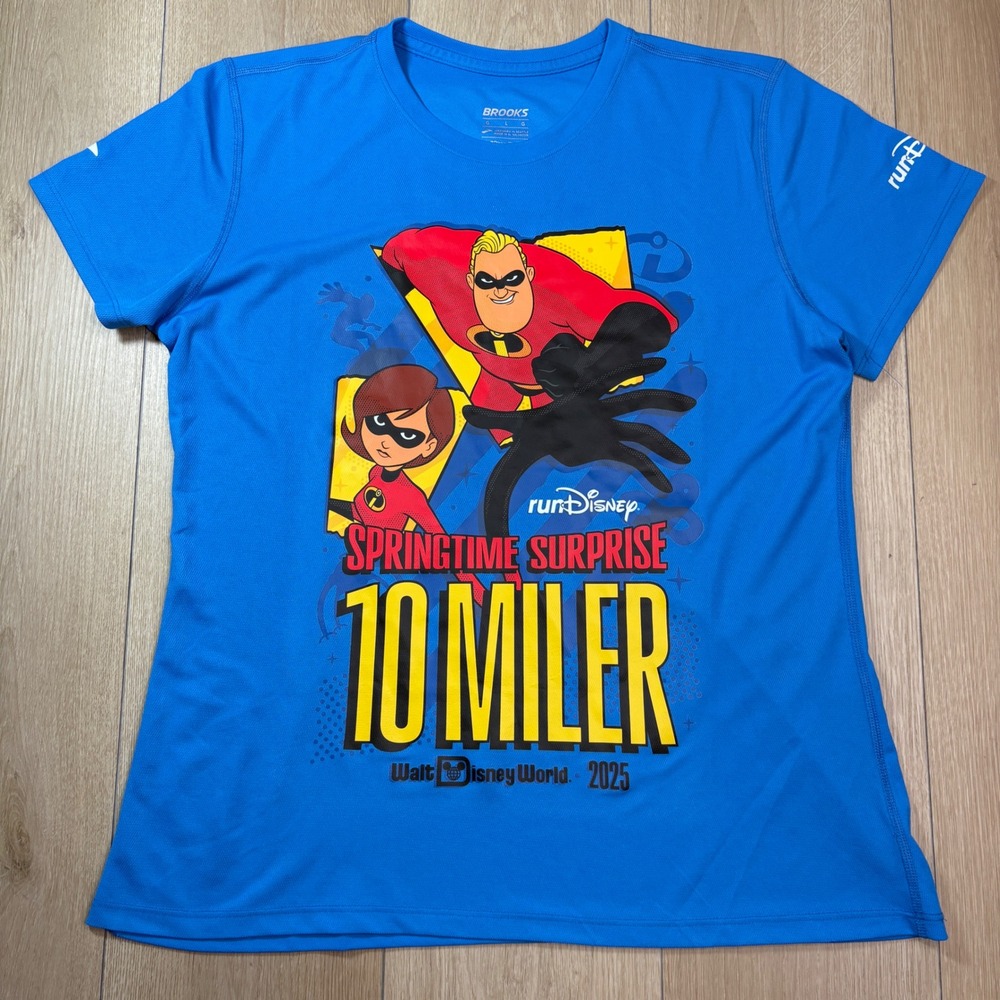 Brooks runDisney 2025 Springtime Surprise 10 Miler The Incredibles Shirt Large